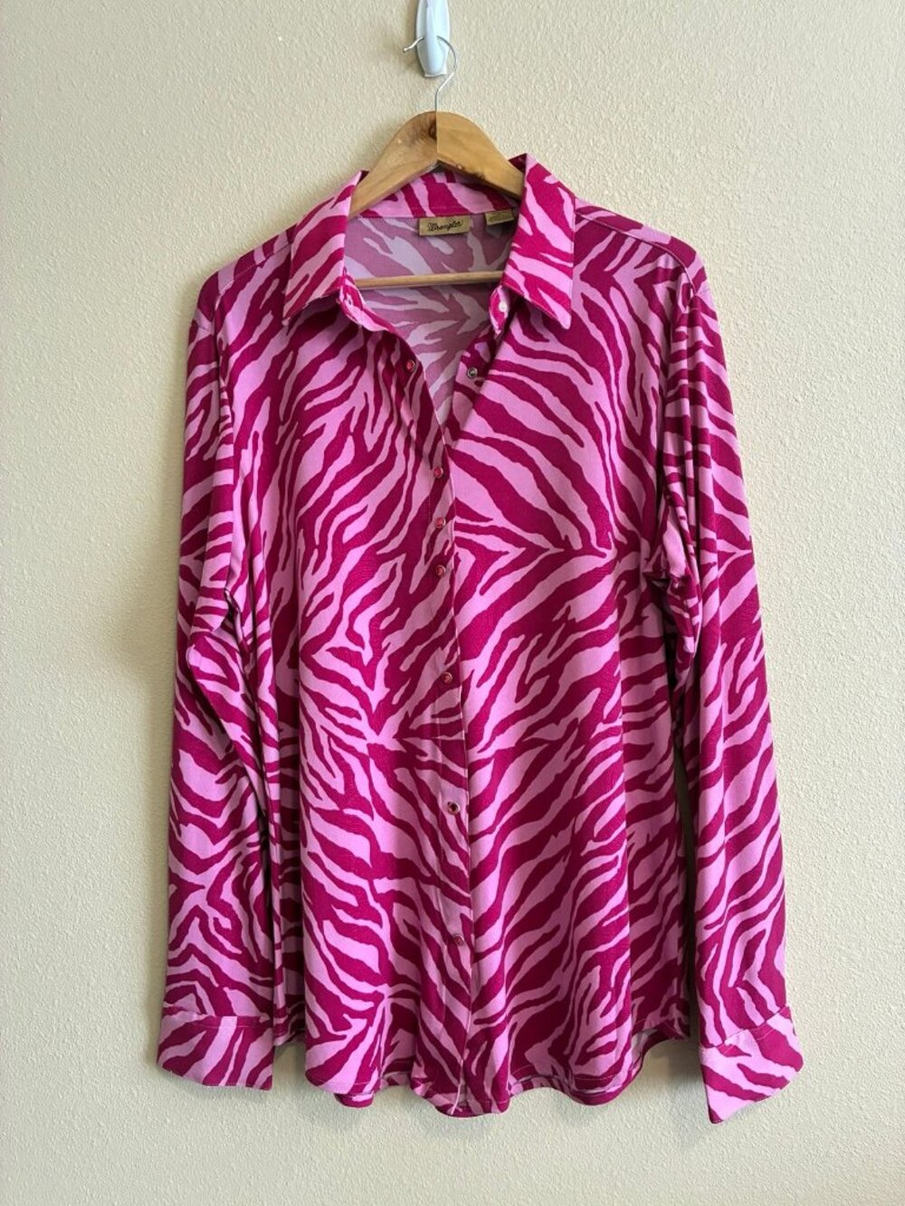 Wrangler Women's Pink Zebra Print Button Down Long Sleeve Blouse XL